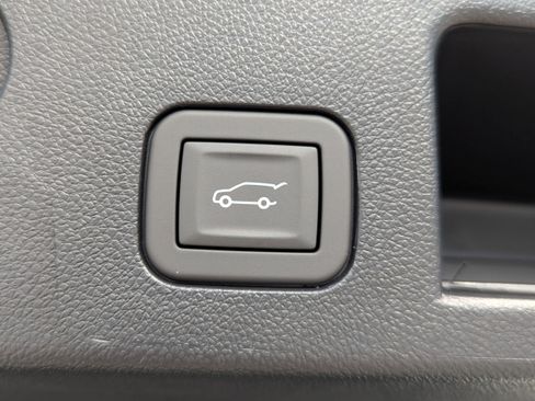 New 2026 Chevrolet Equinox LT w/ Convenience Package II image 6