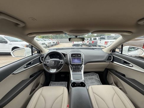 Used 2020 Lincoln Nautilus FWD w/ Equipment Group 101A image 18