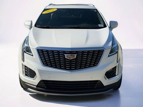 Used 2025 Cadillac XT5 Premium Luxury image 3
