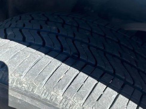 Used 2023 GMC Yukon Denali w/ LPO, Floor Liner Package AWD/4WD image 4
