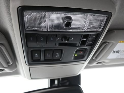 Used 2022 Toyota 4Runner Limited image 43