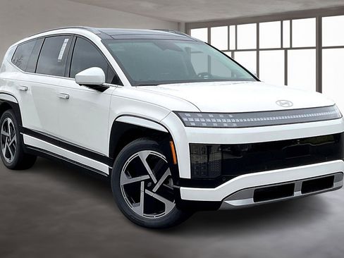 New 2026 Hyundai Ioniq 9 Limited image 1