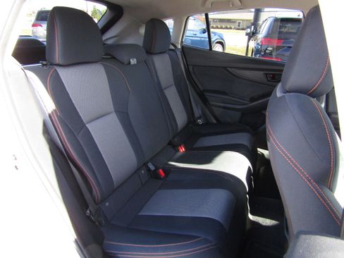 Used 2020 Subaru Crosstrek 2.0i Premium image 24