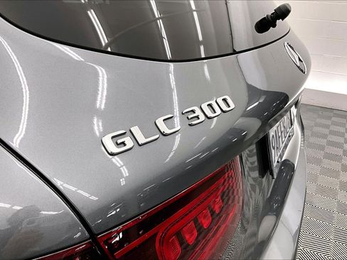 Certified 2022 Mercedes-Benz GLC 300 image 31