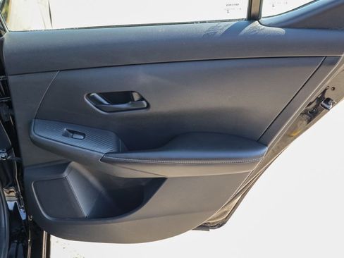 Used 2024 Nissan Sentra S FWD image 18