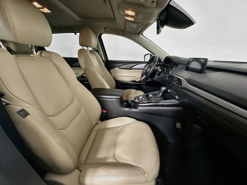 Used 2019 MAZDA CX-9 Touring w/ Touring Premium Package FWD image 34