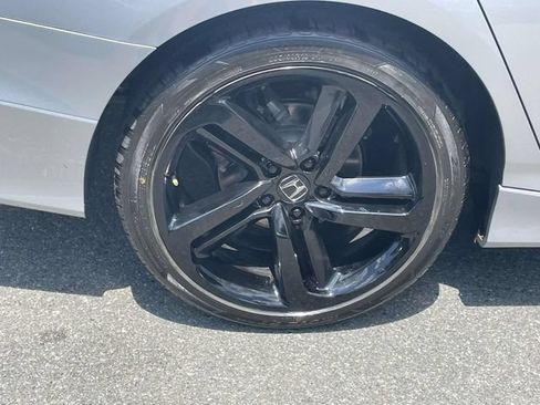 Used 2022 Honda Accord Sport image 7