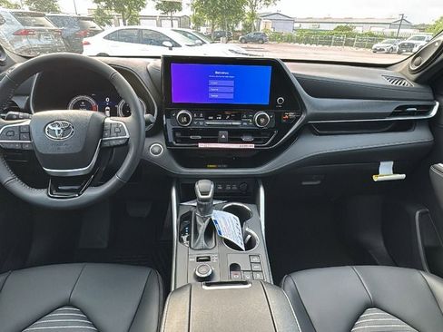 New 2026 Toyota Highlander XSE AWD/4WD image 24