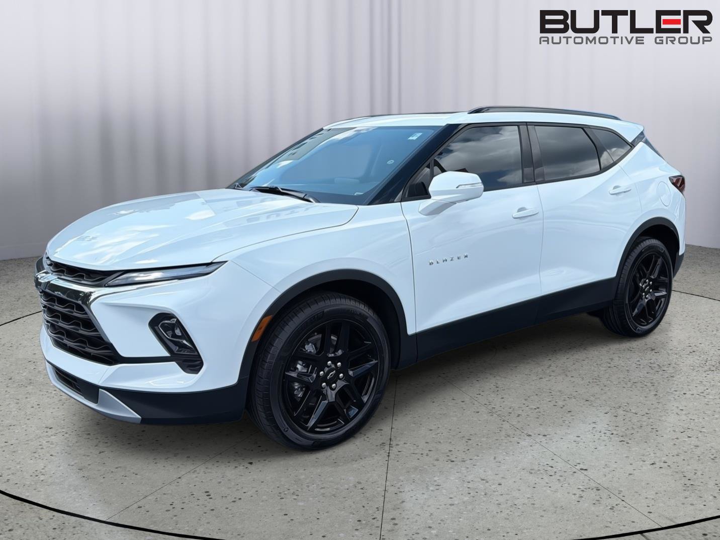 New 2026 Chevrolet Blazer LT w/ Sound & Technology Package FWD image 1