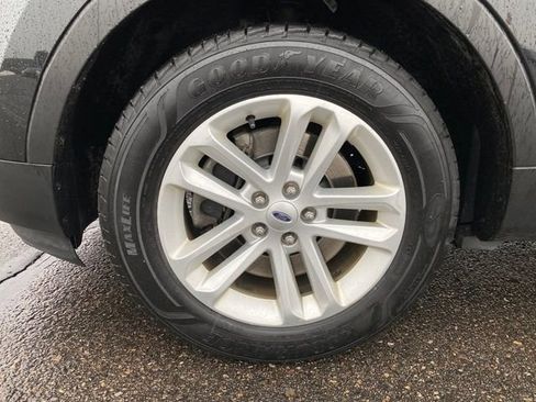 Used 2015 Ford Explorer XLT w/ Equipment Group 202A image 22