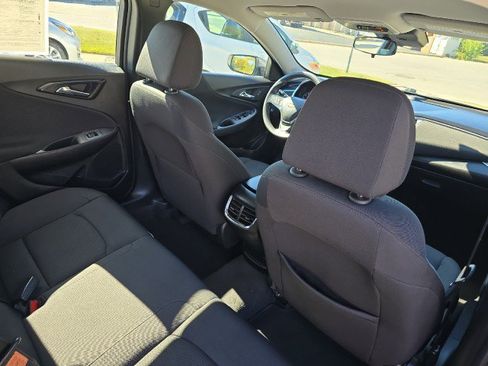 Used 2023 Chevrolet Malibu LT image 34