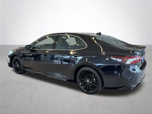 Used 2023 Toyota Camry XSE image 10