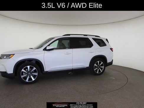Used 2023 Honda Pilot Elite image 6
