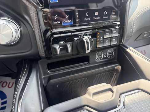 Used 2024 RAM 1500 Limited AWD/4WD image 20
