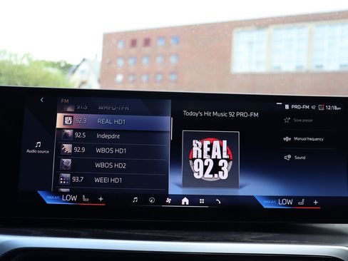 Used 2024 BMW i4 xDrive40i w/ M Sport Package AWD/4WD image 31