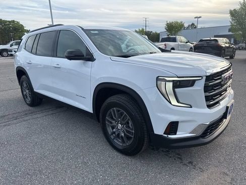 New 2026 GMC Acadia Elevation w/ LPO, Floor Liner Package AWD/4WD image 8
