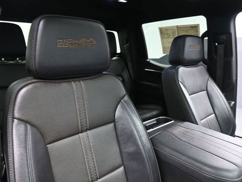 Used 2024 Chevrolet Silverado 1500 High Country w/ Midnight Edition image 26