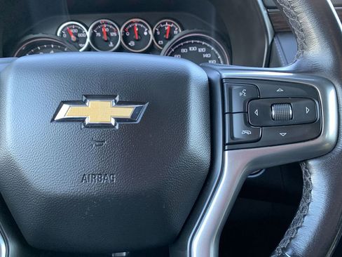 Used 2022 Chevrolet Suburban LS image 20