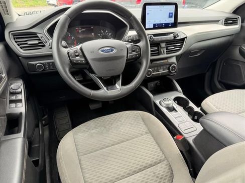 Used 2022 Ford Escape SE w/ Cold Weather Package AWD/4WD image 11