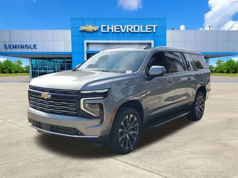 New 2026 Chevrolet Suburban High Country w/ Sun And Tow Package AWD/4WD image 2