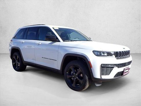 New 2026 Jeep Grand Cherokee Limited image 6