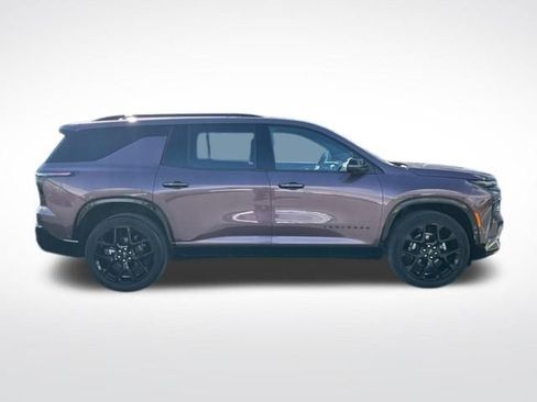 Certified 2025 Chevrolet Traverse RS AWD/4WD image 18