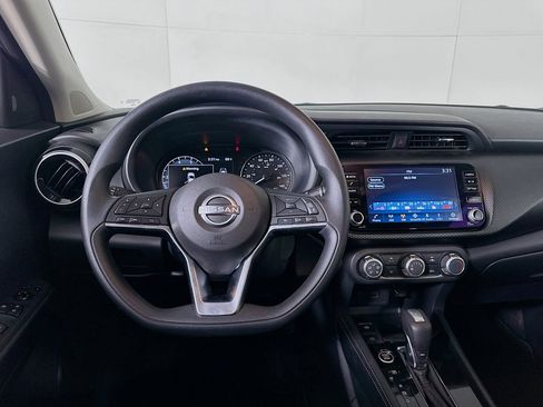 Used 2024 Nissan Kicks SV w/ Exterior Package image 16