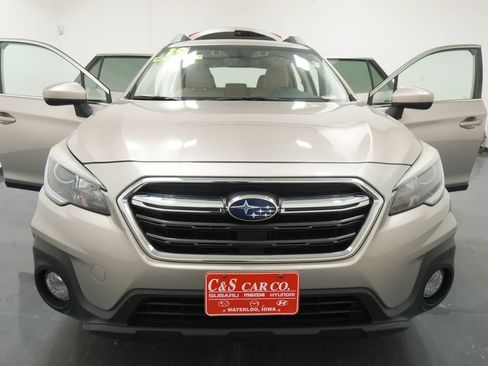 Used 2019 Subaru Outback 2.5i Premium AWD/4WD image 28