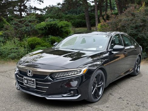 Used 2022 Honda Accord Sport image 7