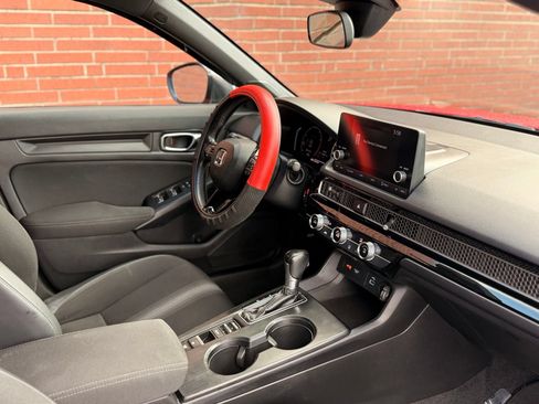 Used 2022 Honda Civic Sport image 18
