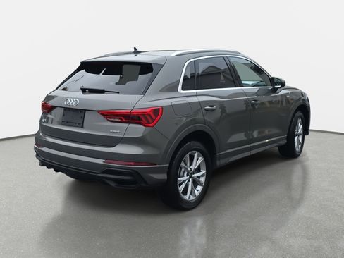 New 2025 Audi Q3 2.0T Premium image 5
