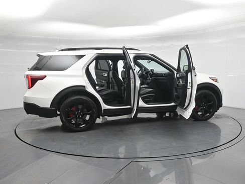 Certified 2023 Ford Explorer ST w/ Equipment Group 401A AWD/4WD image 3