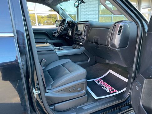 Used 2016 GMC Sierra 2500 SLT w/ Duramax Plus Package image 37