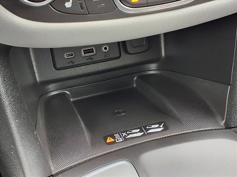 Used 2019 Chevrolet Equinox Premier image 15