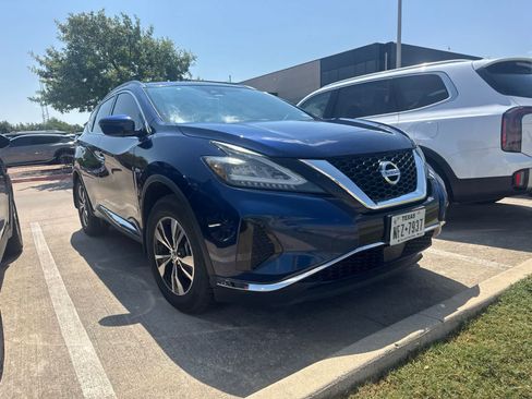 Used 2020 Nissan Murano SV w/ Cargo Package FWD image 3