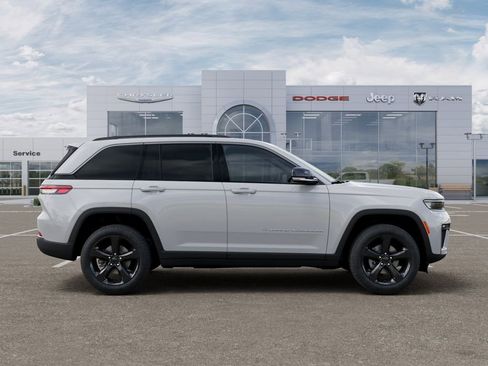 New 2026 Jeep Grand Cherokee Limited AWD/4WD image 22