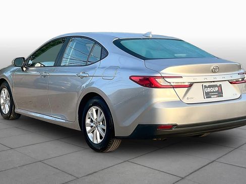 Used 2025 Toyota Camry LE FWD image 12