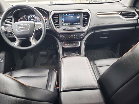 Used 2023 GMC Acadia AT4 w/ Technology Package image 5