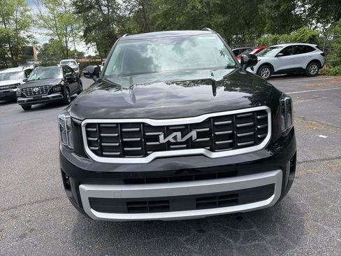 Used 2025 Kia Telluride S AWD/4WD image 2