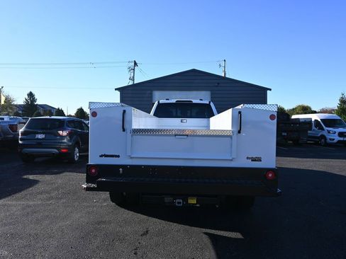 New 2026 Ford F450 XL w/ XL Chrome Package image 7