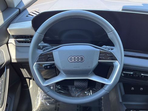 New 2025 Audi Q6 e-tron Premium AWD/4WD image 17