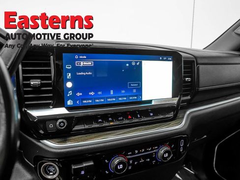 Used 2022 Chevrolet Silverado 1500 LT w/ Convenience Package II AWD/4WD image 19
