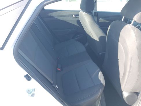 Used 2022 Hyundai Accent SE image 15