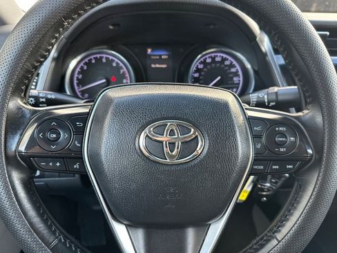 Used 2018 Toyota Camry SE image 22