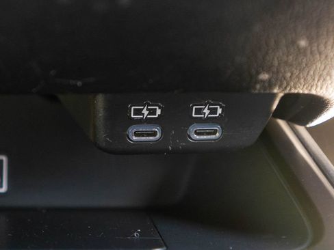 Used 2024 Lexus UX 250h AWD w/ Premium Package image 27