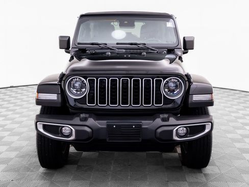 Used 2024 Jeep Wrangler Unlimited Sahara w/ Technology Group AWD/4WD image 10