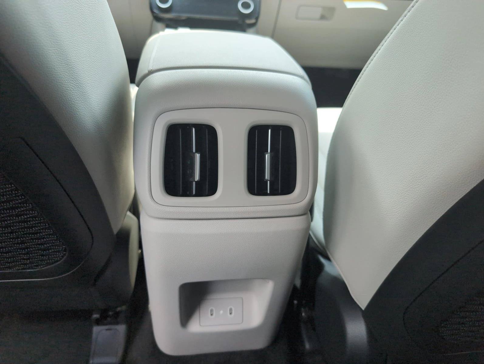 New 2026 Hyundai Tucson Limited AWD/4WD image 24