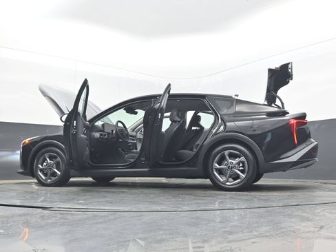 Used 2025 Kia K4 FWD image 44