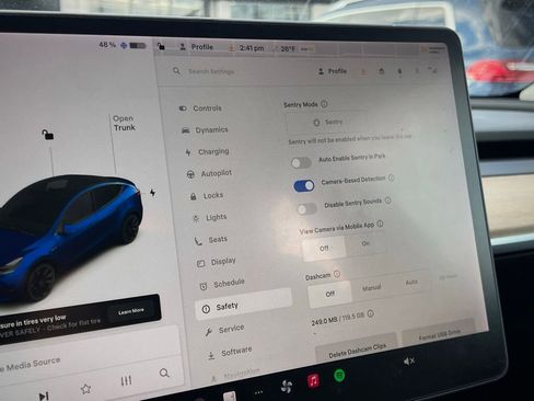 Used 2021 Tesla Model Y Long Range image 48