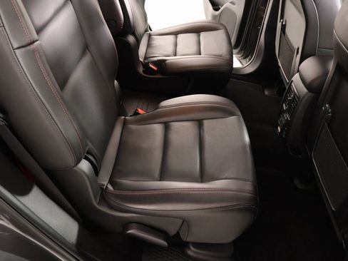 Used 2024 Dodge Durango GT image 16